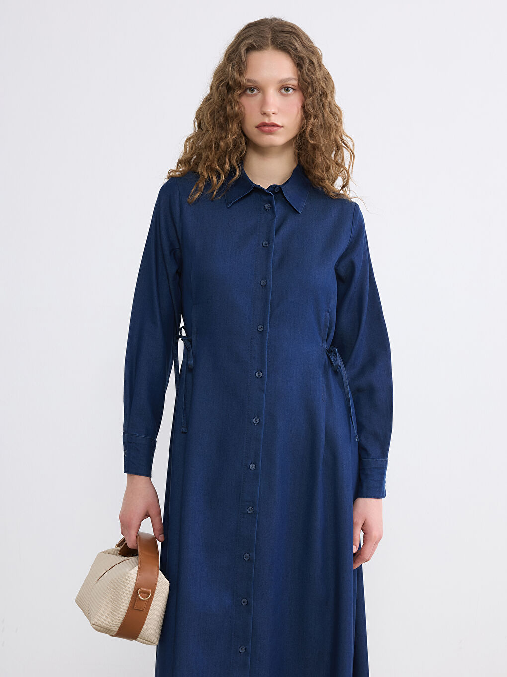 İndigo Gömlek Yaka Beli Bağcıklı Jean Elbise