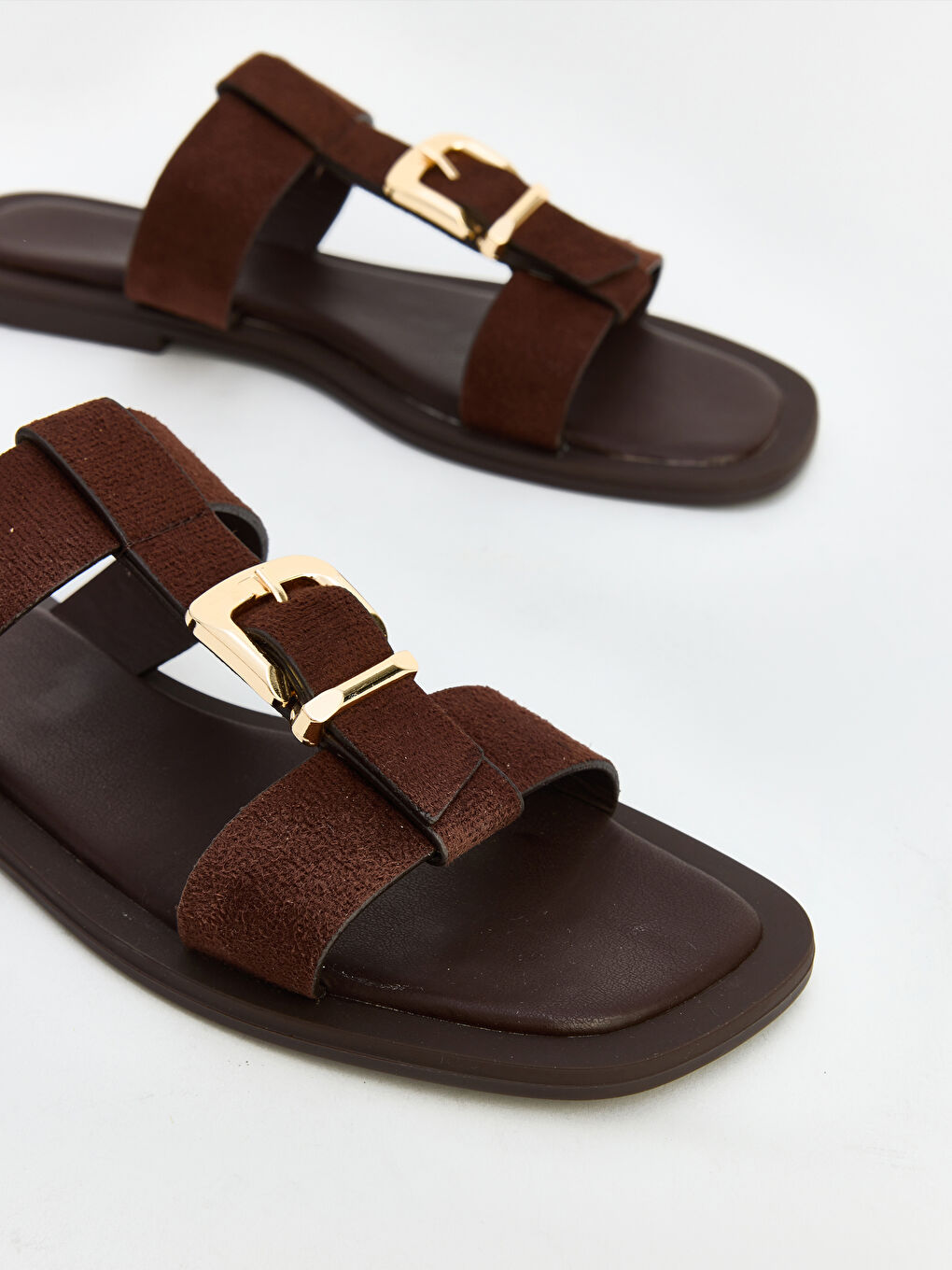 Kahverengi Süet Görünümlü Kadın Terlik-1