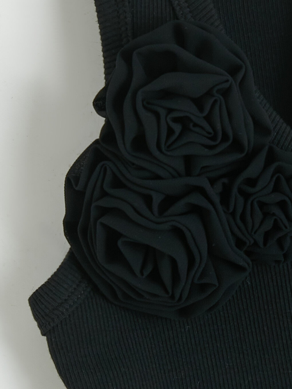 U Neck Flower Embellished Women's Tank Top-6