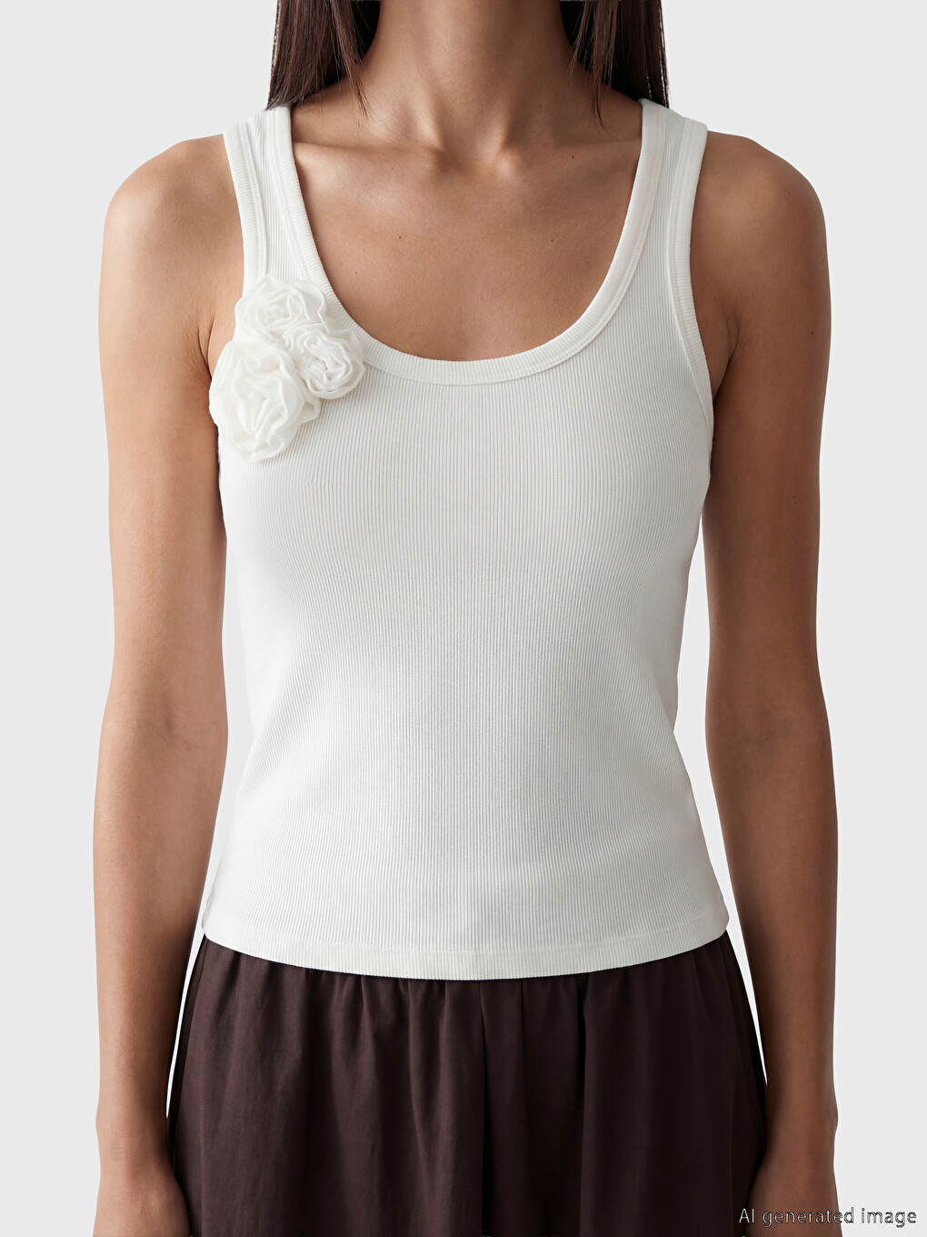 U-Ausschnitt Tanktop mit Blumenapplikation für Damen-2