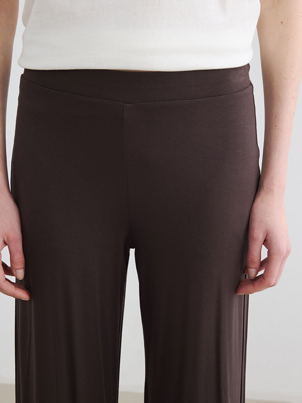 Elastic Waist Women's Capri-2