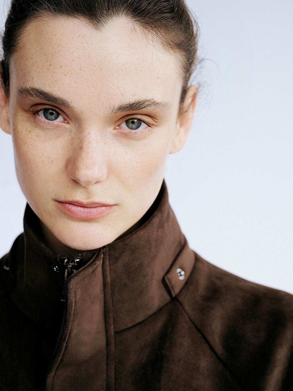 Kahverengi Dik Yaka Oversize Kadın Süet Görünümlü Yelek-1