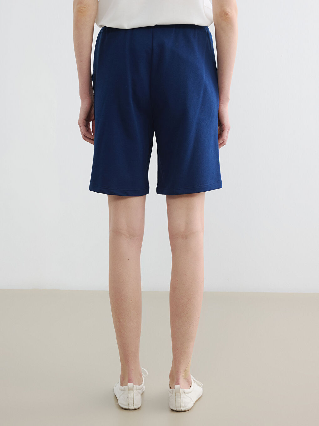 Elastic Waist Women's Shorts-3