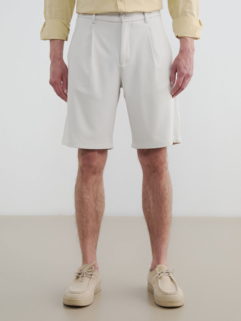 Bej Standart Kalıp Erkek Şort-1