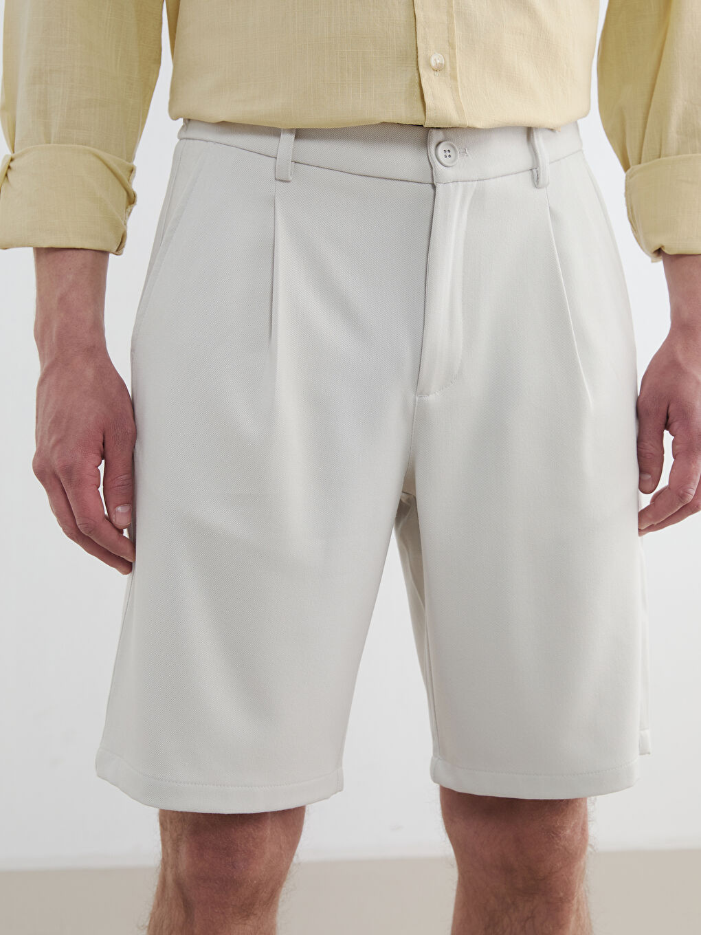 Bej Standart Kalıp Erkek Şort-2