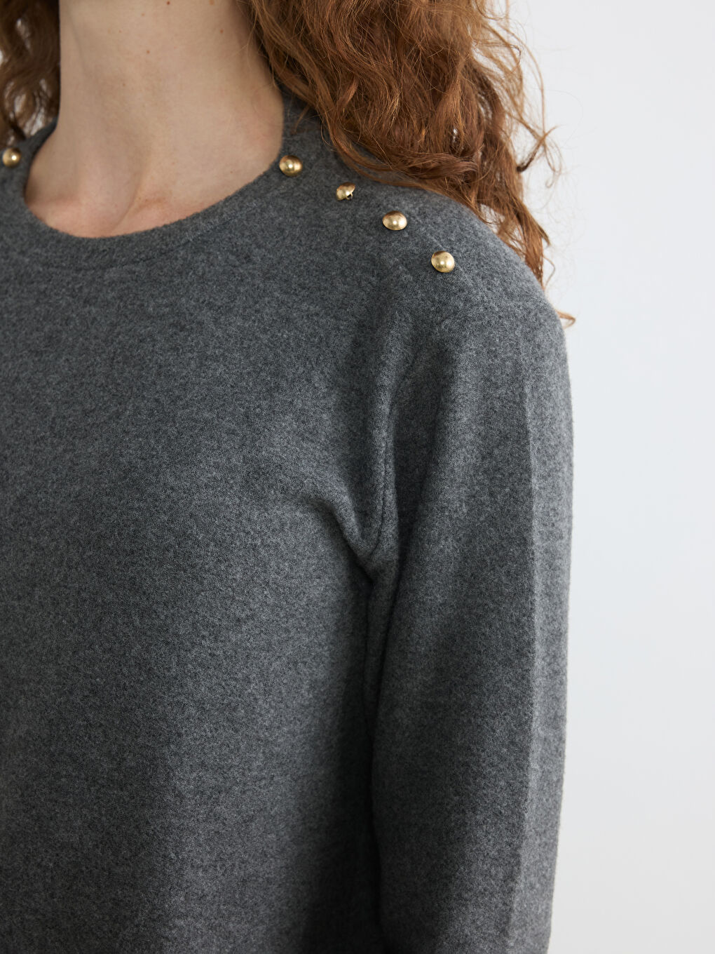 Antrasit Bisiklet Yaka Aplike Detaylı Bluz-2