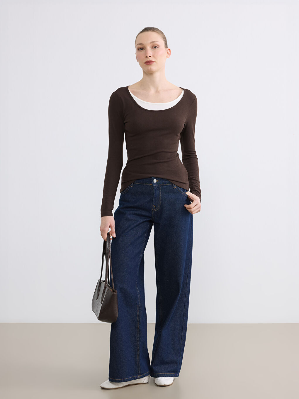 Kahverengi U Yaka Fitilli Kadın Body	-1