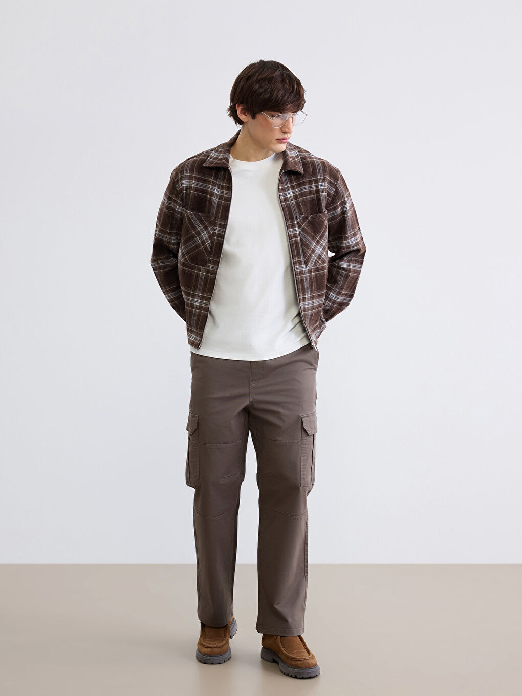 Kahverengi Rahat Kalıp Gabardin Erkek Kargo Pantolon