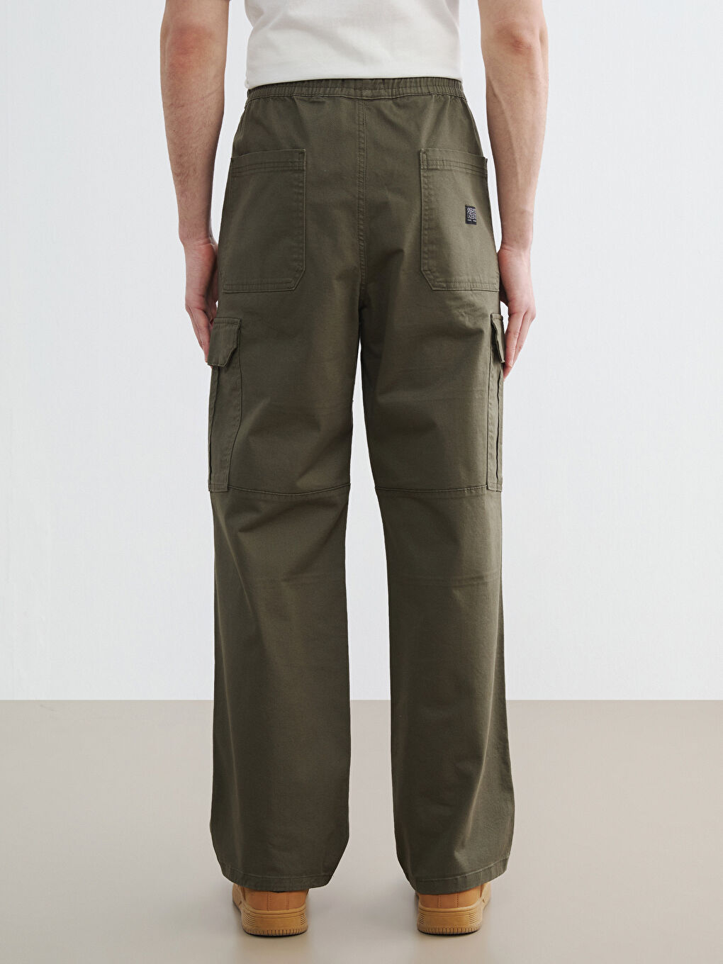 Haki Rahat Kalıp Gabardin Erkek Kargo Pantolon-3