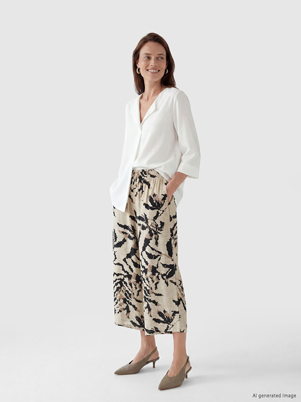 Elastic Waist Patterned Wide Leg Women's Capri