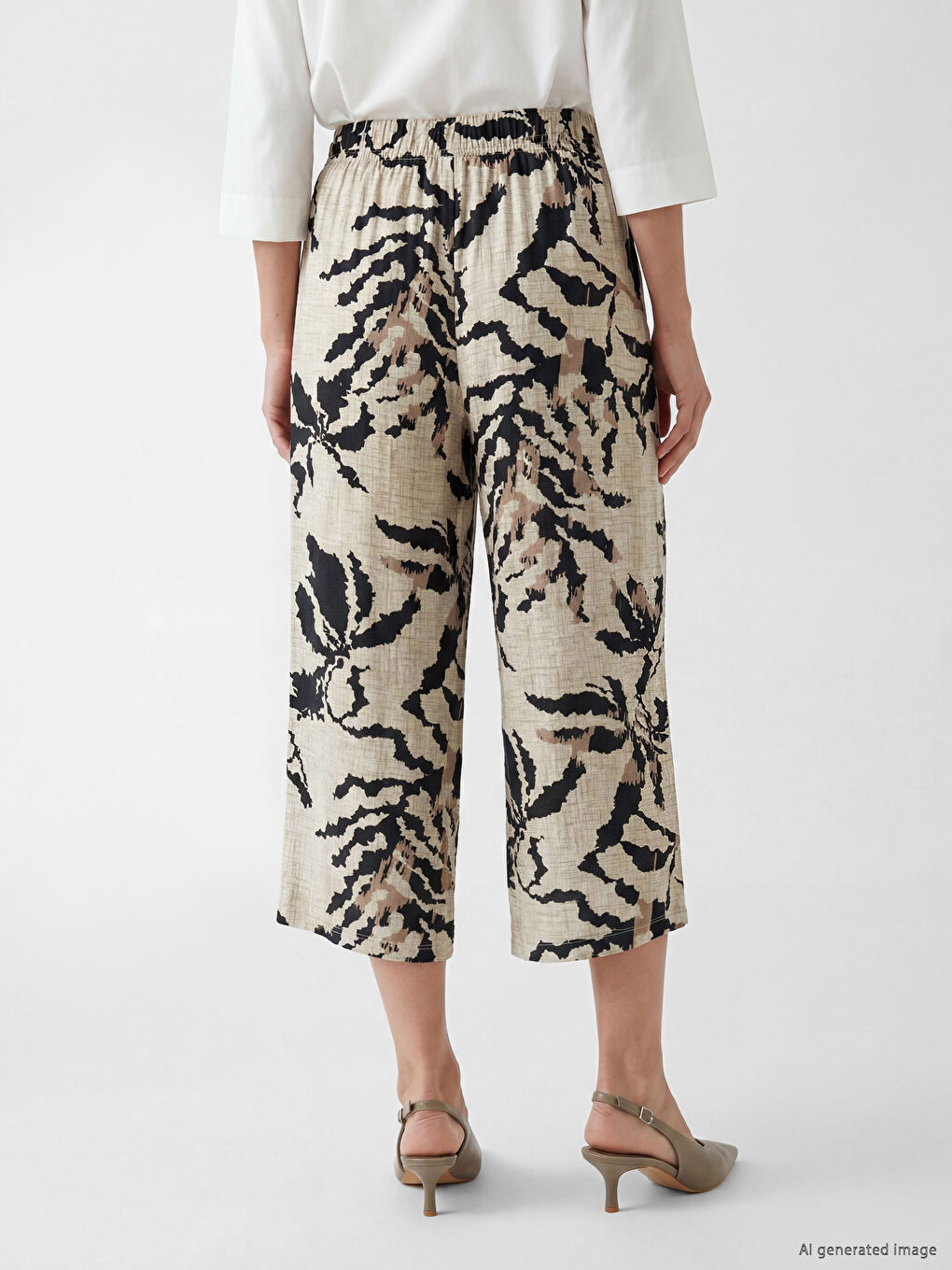 Elastic Waist Patterned Wide Leg Women's Capri-3