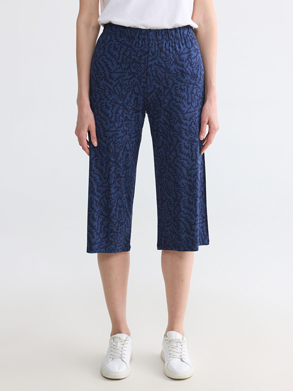Elastic Waist Patterned Women's Capri-1