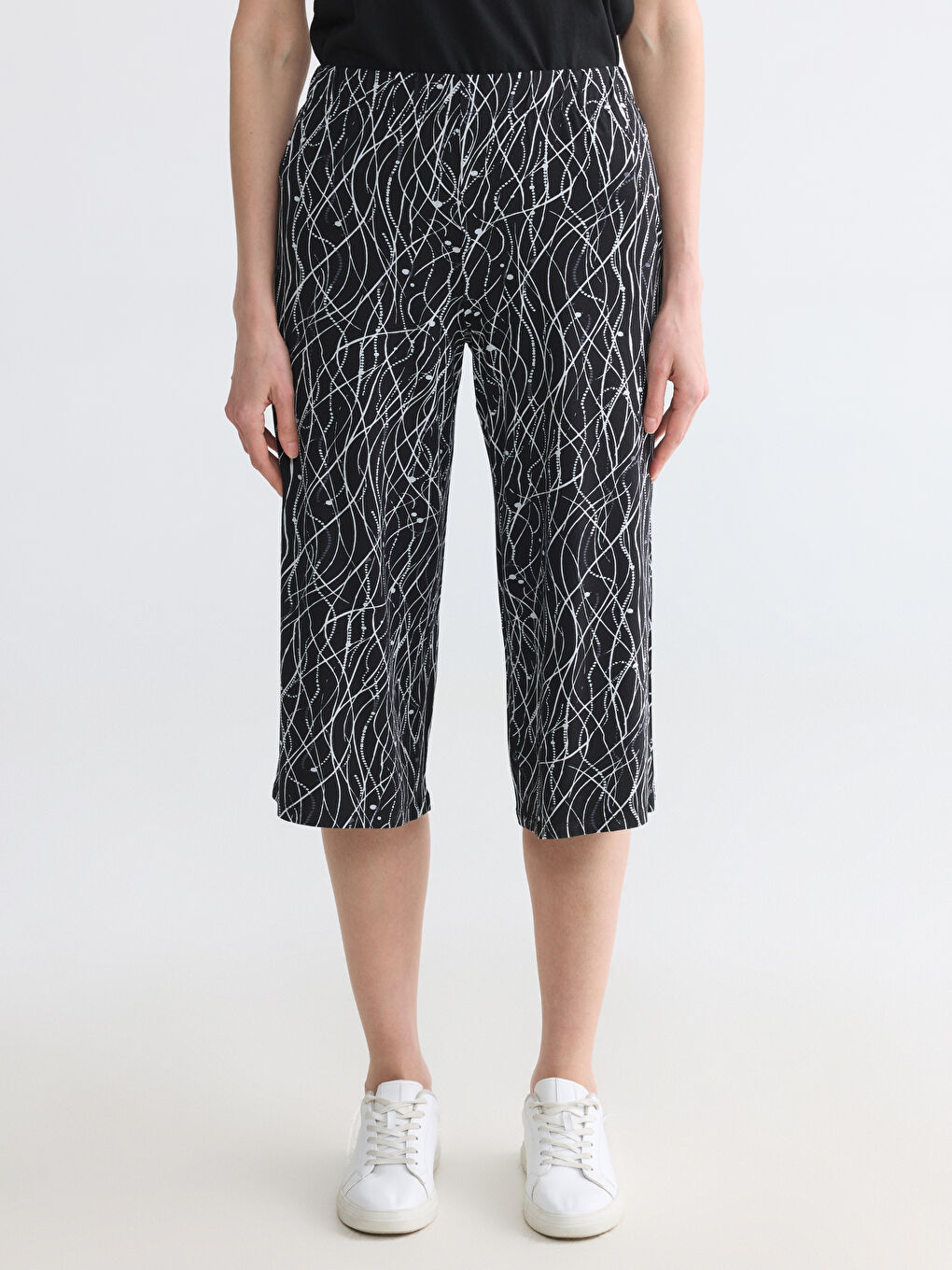 Elastic Waist Patterned Women's Capri-1