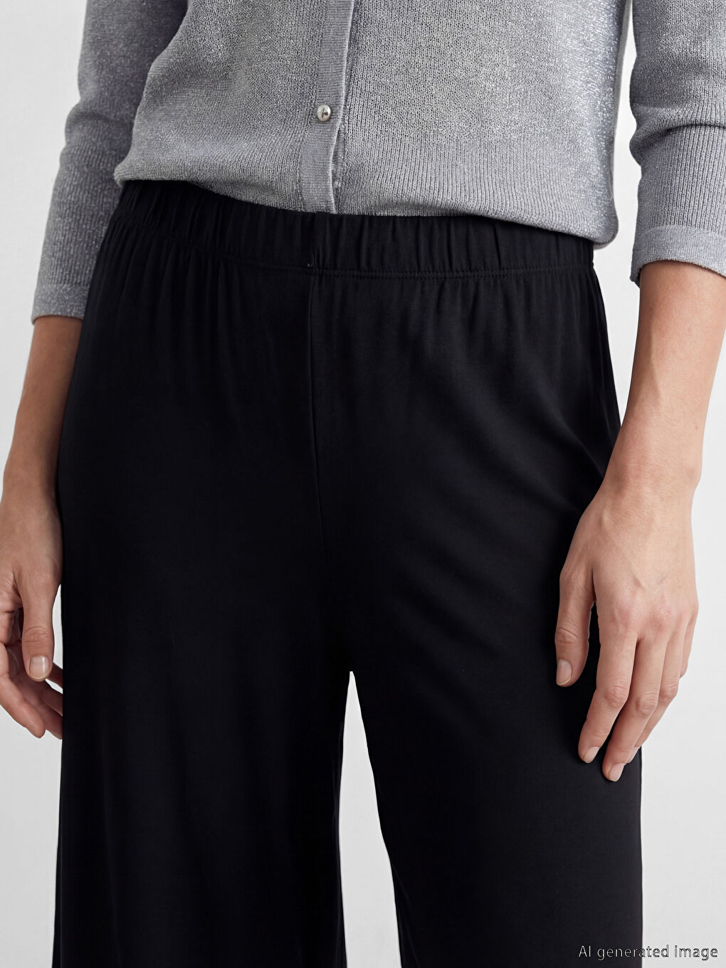 Žena CRNA Kapri hlače -2