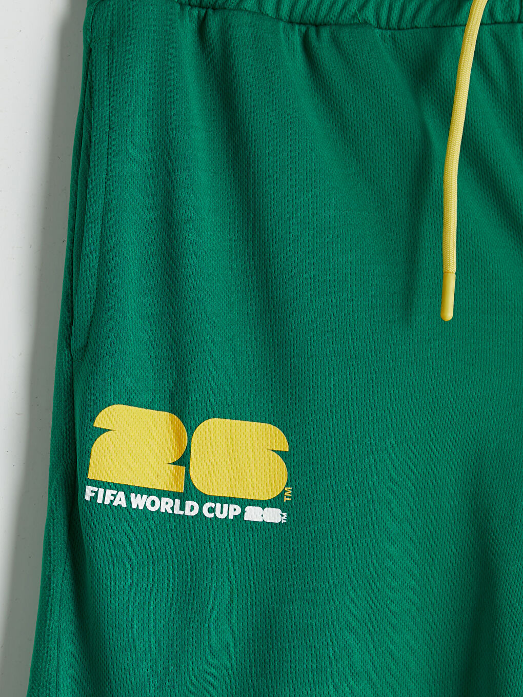 Yeşil Regular Fit FIFA 2026 Baskılı Erkek Şort-2