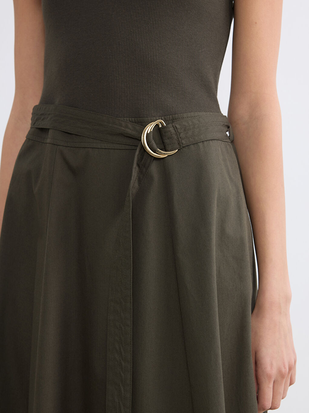 Haki Kemerli Belden Oturtmalı Elbise-2