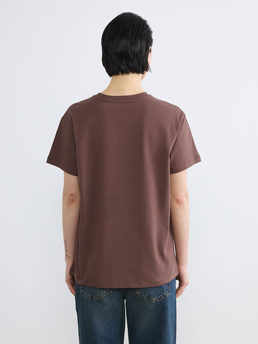 Kahverengi Bisiklet Yaka Baskılı Kadın Tişört-3