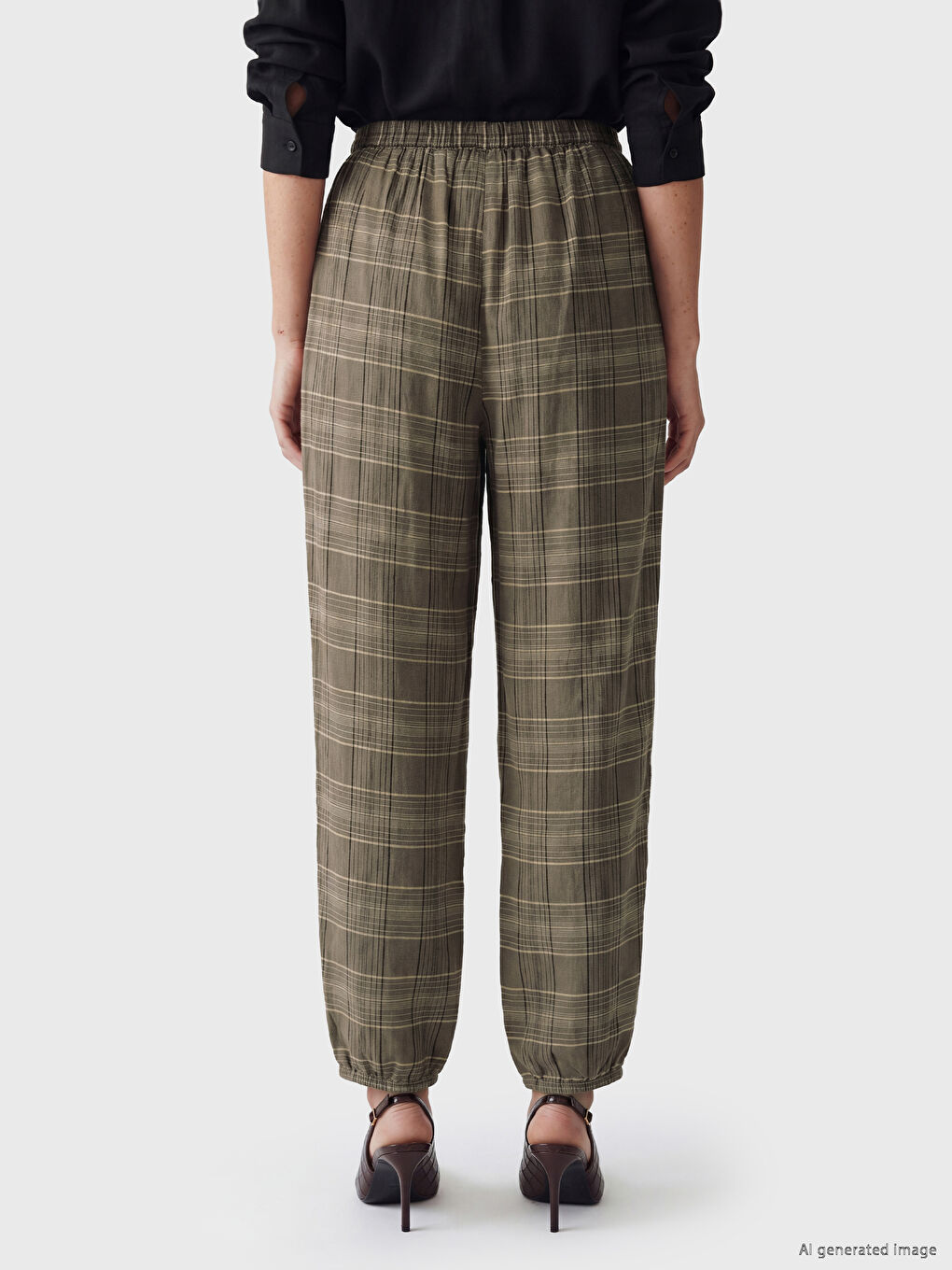 Elastic Waist Plaid Women's Jogger Trousers-3