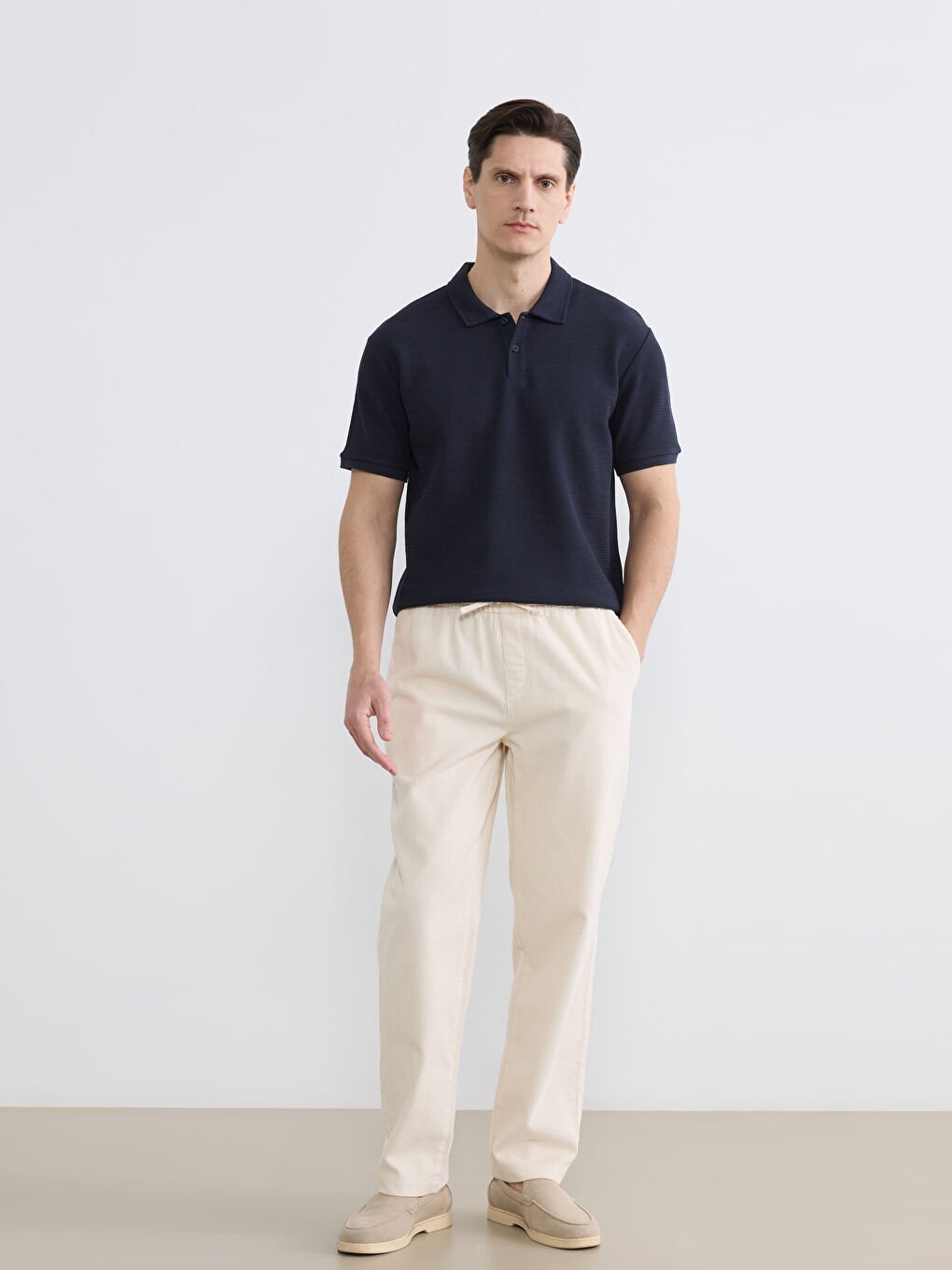 Bej Standart Kalıp Kadife Erkek Pantolon