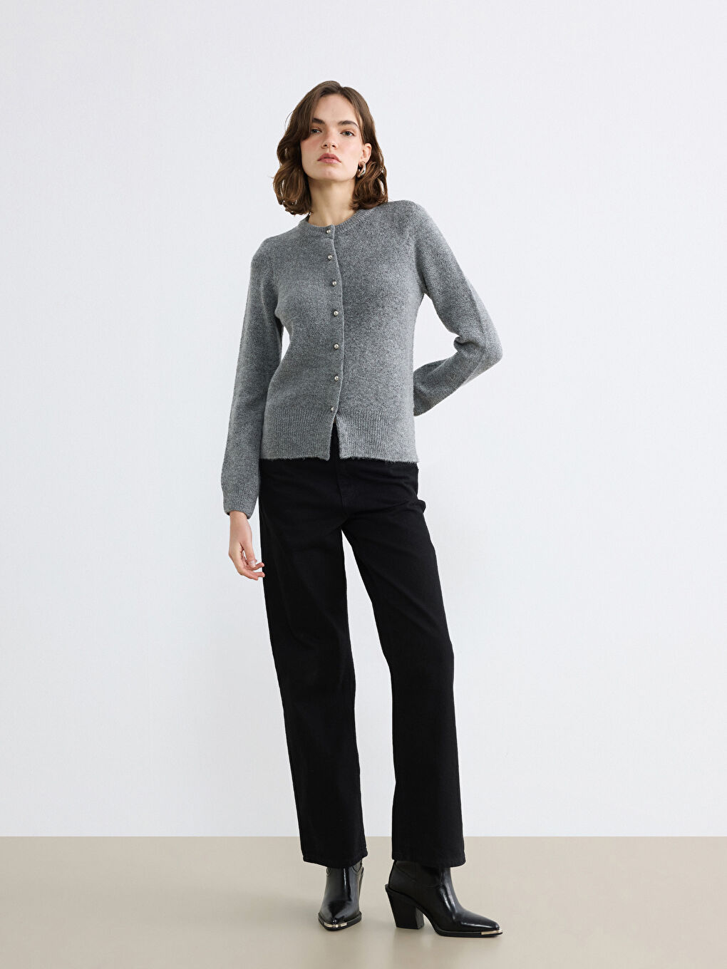 Gri Bisiklet Yaka Kadın Triko Hırka-1