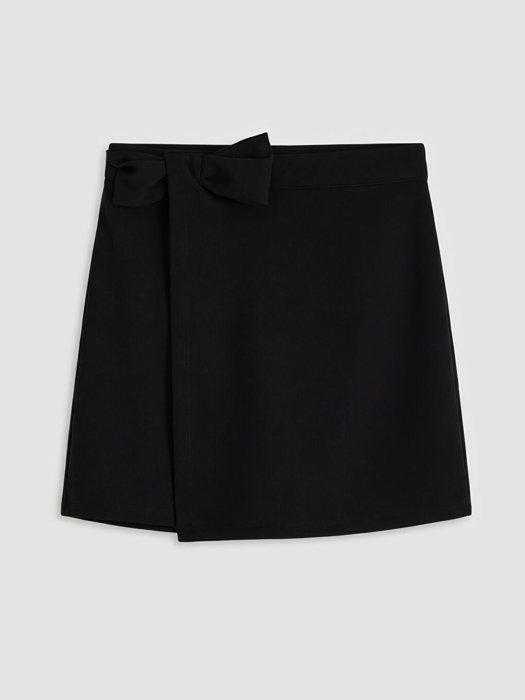 Siyah Kız Çocuk Fiyonk Detaylı Şort Etek