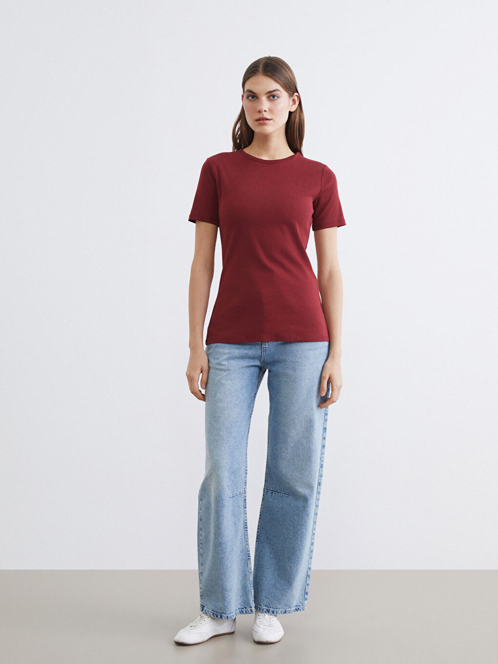 Bordo Bisiklet Yaka Kadın Tişört-2