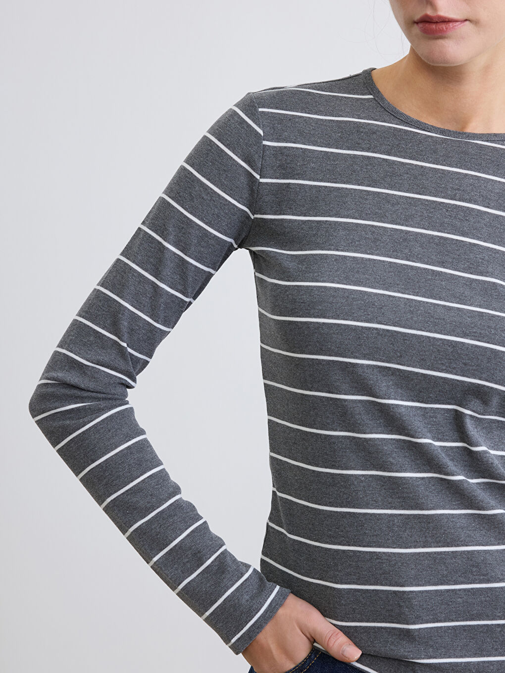 Antrasit Bisiklet Yaka Çizgili Kadın Body-2