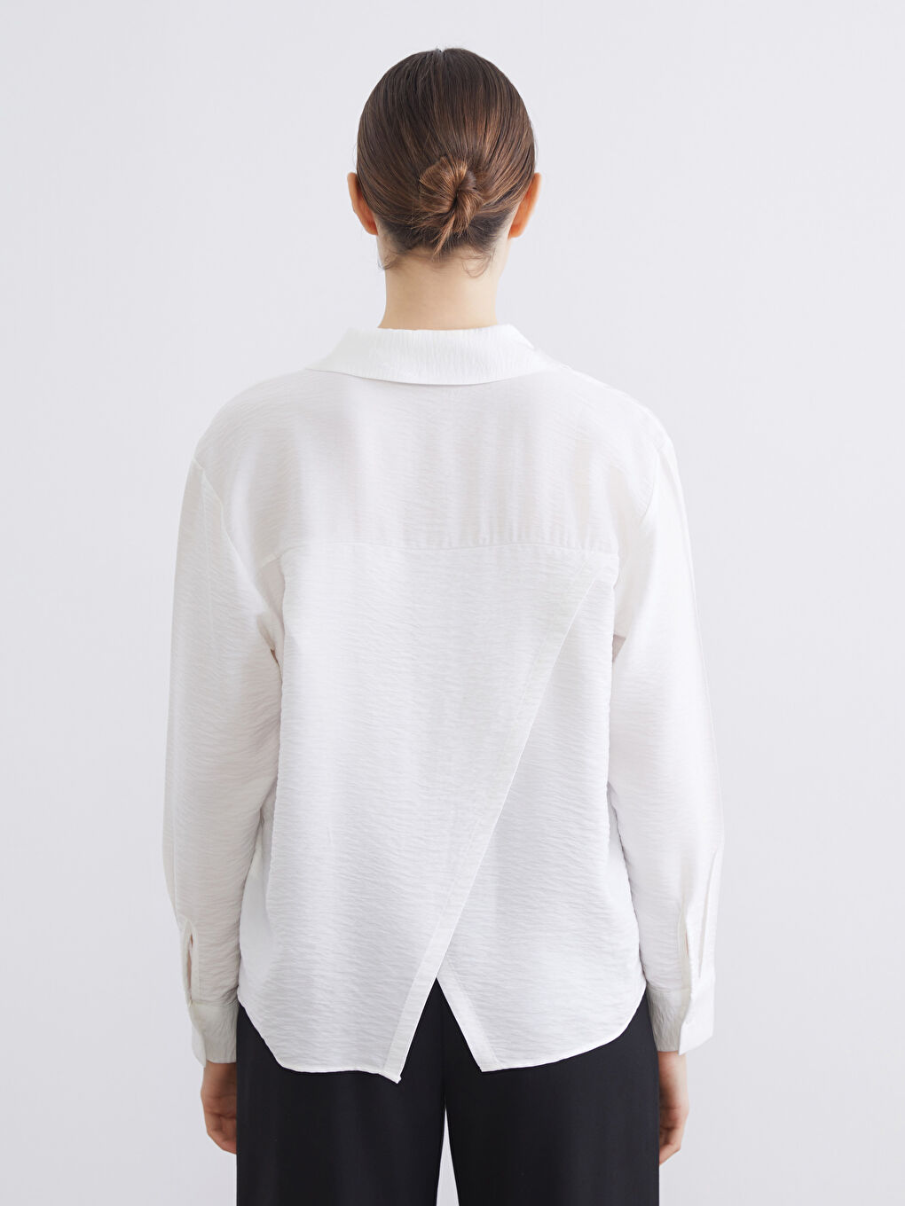 Женщины экрю Рубашка-3