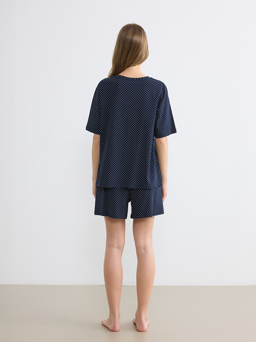 Lacivert Bisiklet Yaka Puantiyeli Kadın Şortlu Pijama Takımı-3