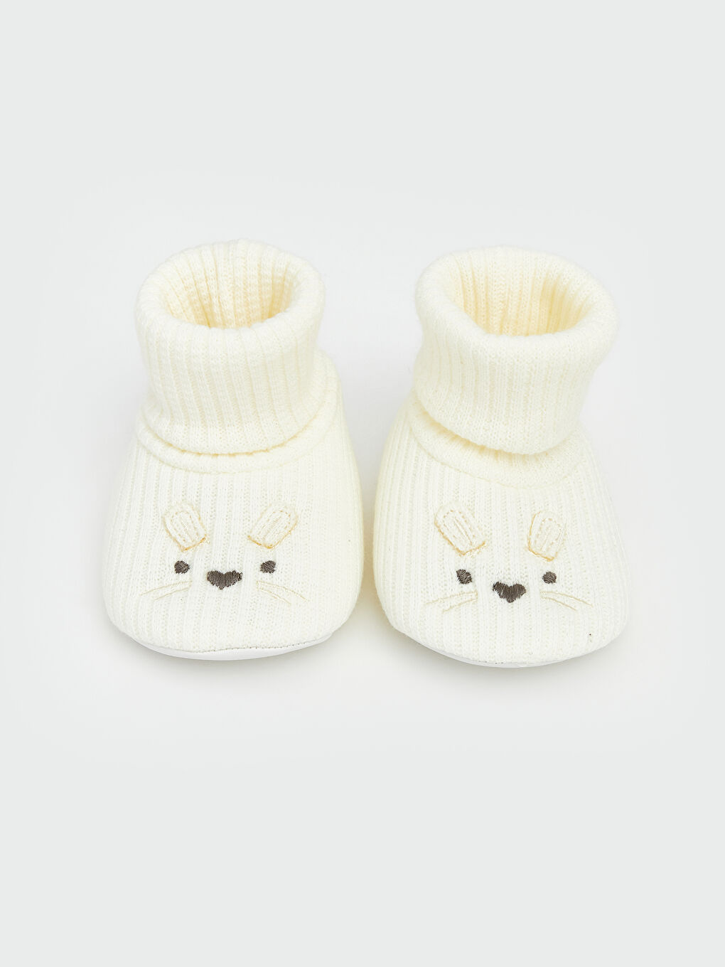 Bej Hayvan Nakışlı Kız Bebek Çoraplı Ev Ayakkabısı-2