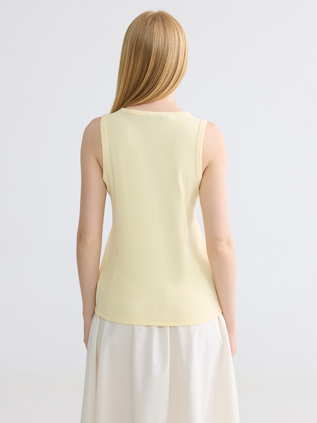 Crew Neck Rhinestone Embellished Women's Tank Top-3