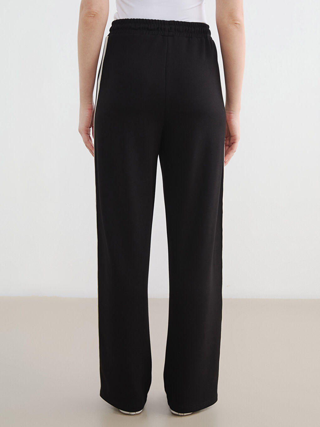 Ženske trenerke sa elastičnim strukom od mekane tkanine-7