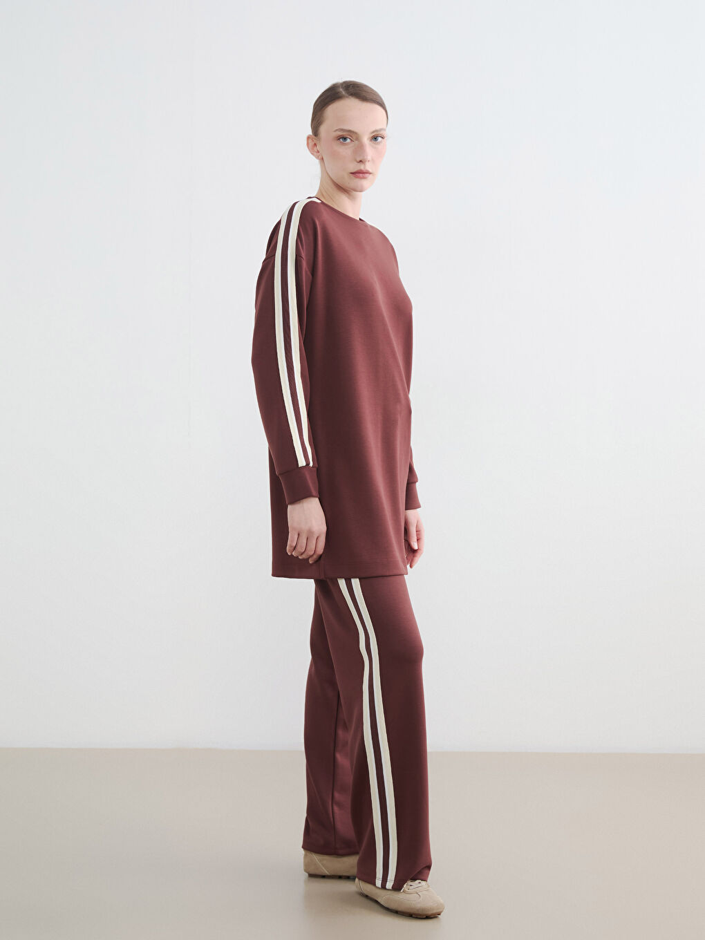 Elastic Waist Soft Touch Women's Sweatpants-1