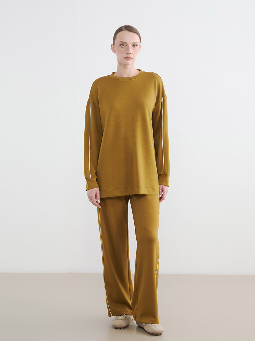 Women's Crew Neck Soft Touch Sweatshirt-3