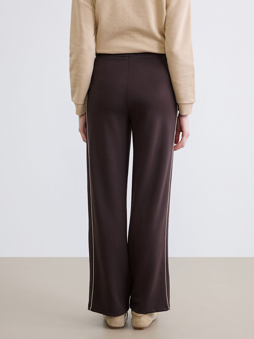 Soft Touch Ženske Trenerke sa Elastičnim Strukom-4