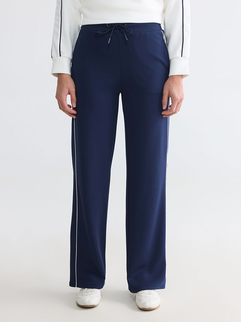 Elastic Waist Soft Touch Women's Sweatpants-1