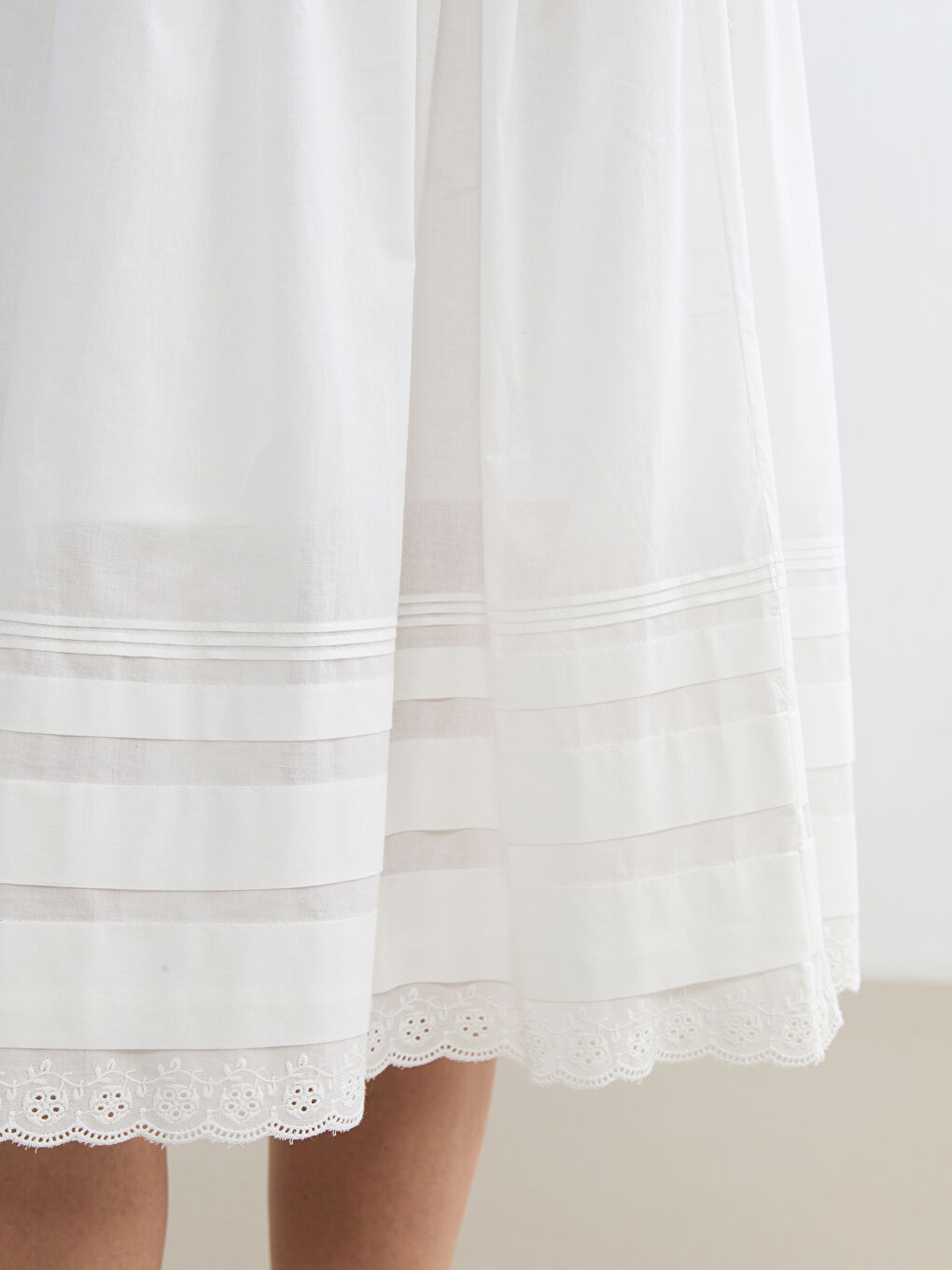 Ženska suknja sa elastičnim strukom i širokim krojem-2