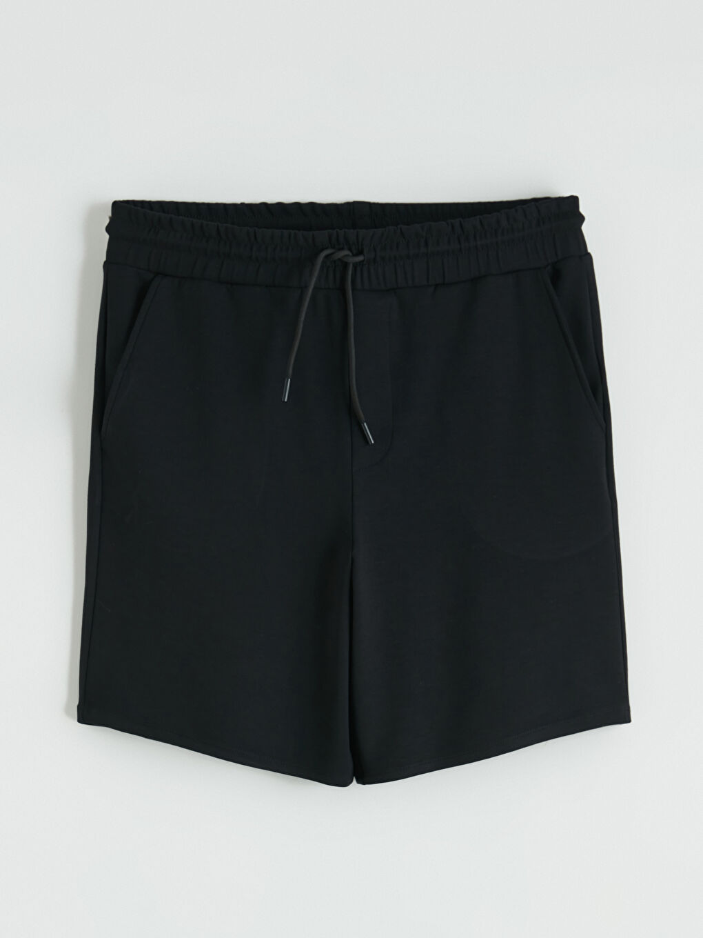 Siyah Standart Kalıp Erkek Şort-4