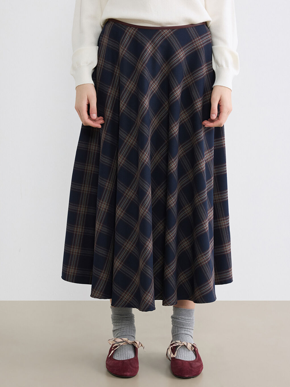 Lacivert Beli Fermuarlı Ekose Kloş Etek-1