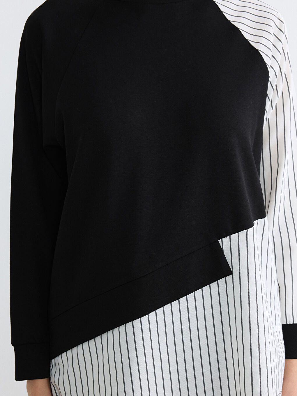 Siyah Bisiklet Yaka Çizgili Kadın Sweatshirt Tunik-2