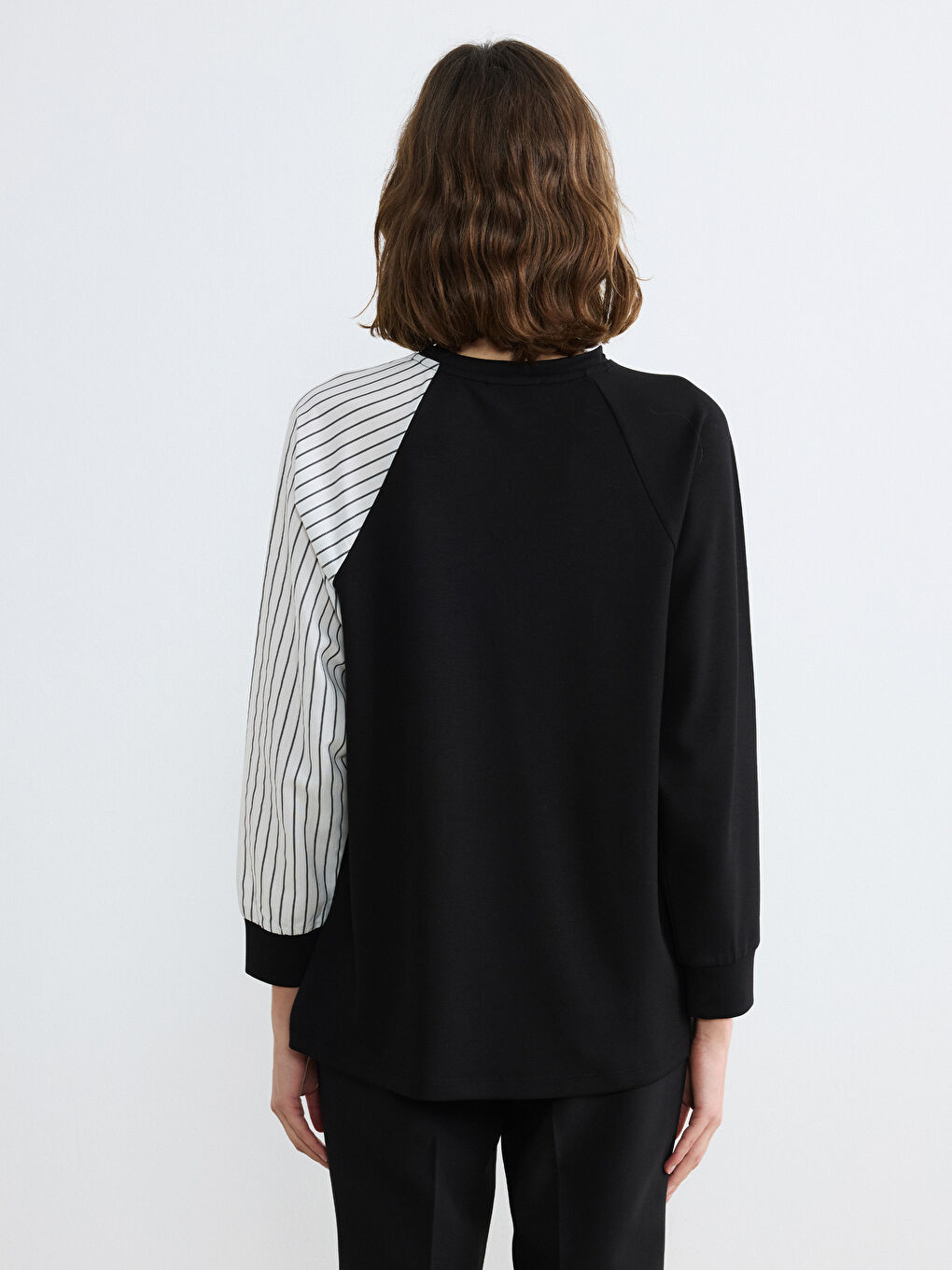 Siyah Bisiklet Yaka Çizgili Kadın Sweatshirt Tunik-3