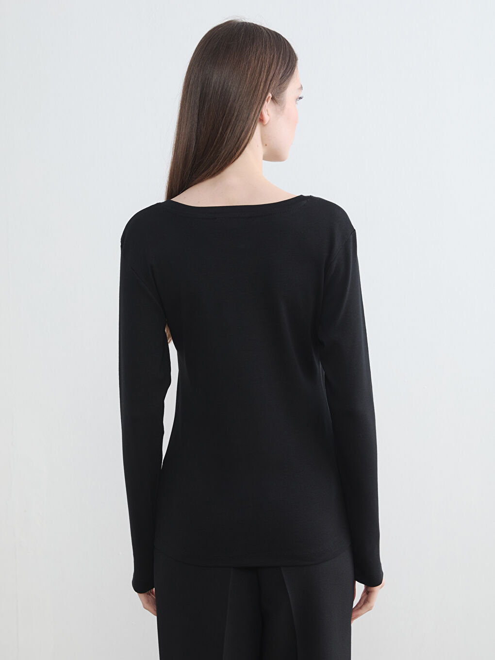 Siyah V Yaka Kadın Body-4