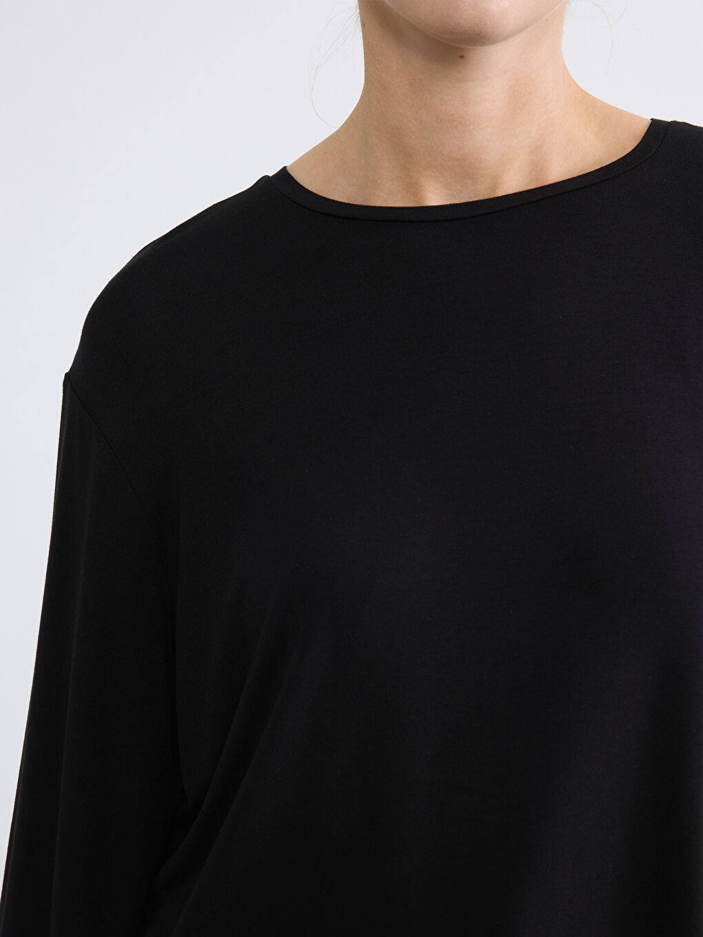 Siyah Bisiklet Yaka Balon Kollu Oversize Bluz-2