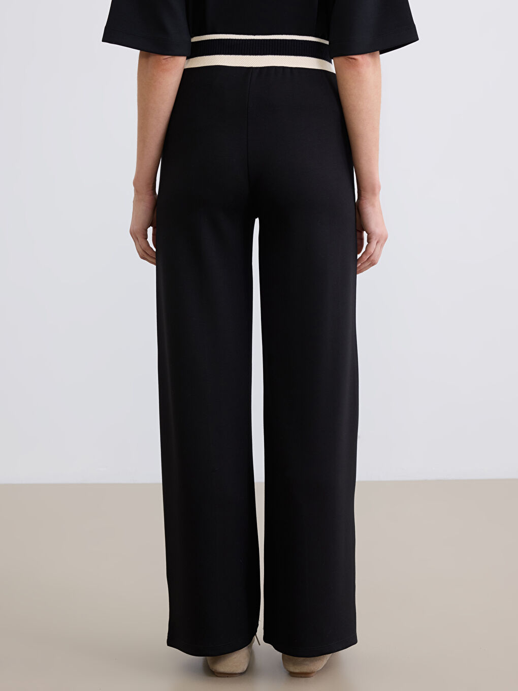 Серпімді белдікті жұмсақ жанасымды әйелдерге арналған спорт шалбары-3