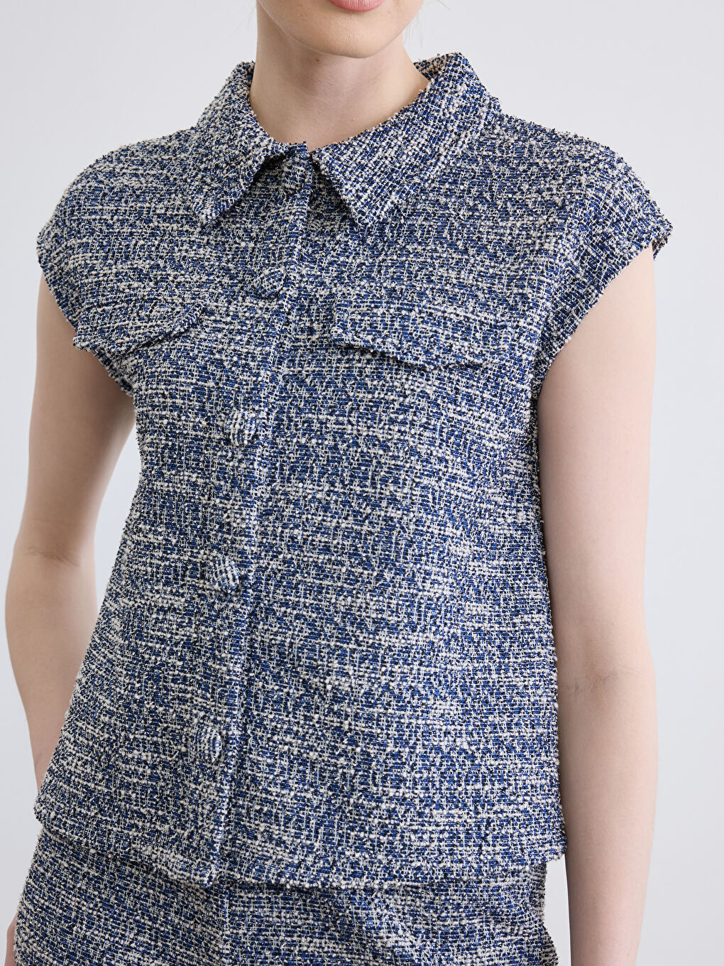 صدرية نسائية مزخرفة بياقة قميص-2