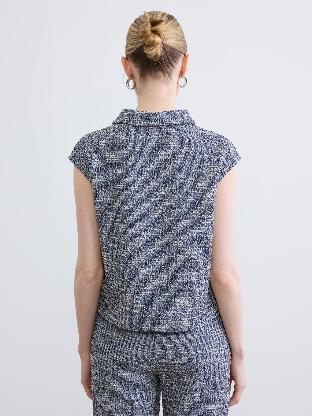 صدرية نسائية مزخرفة بياقة قميص-3