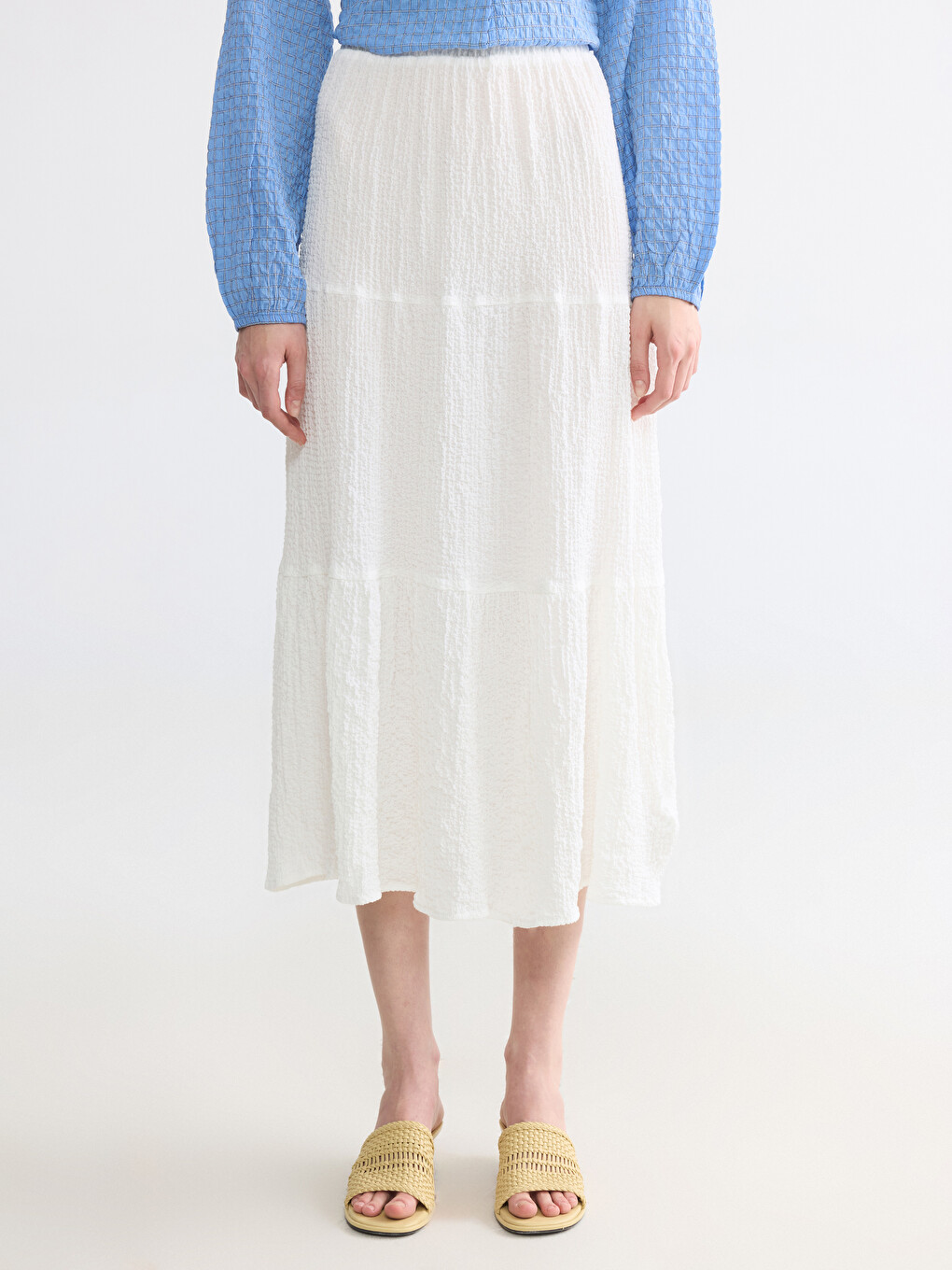 Woman White Skirt-1