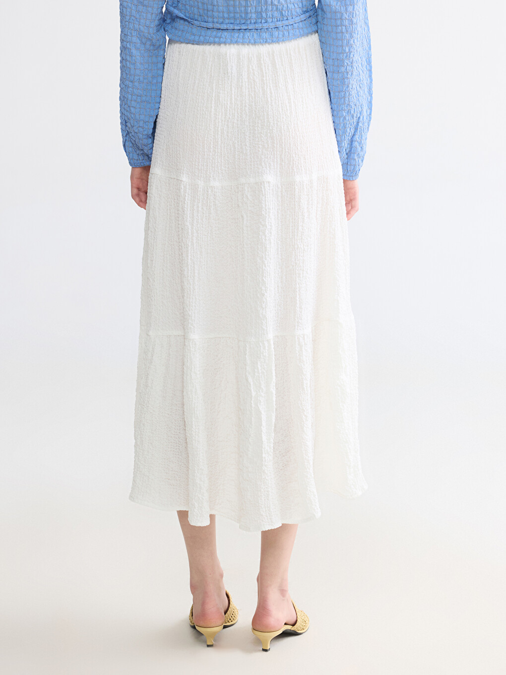 Woman White Skirt-3