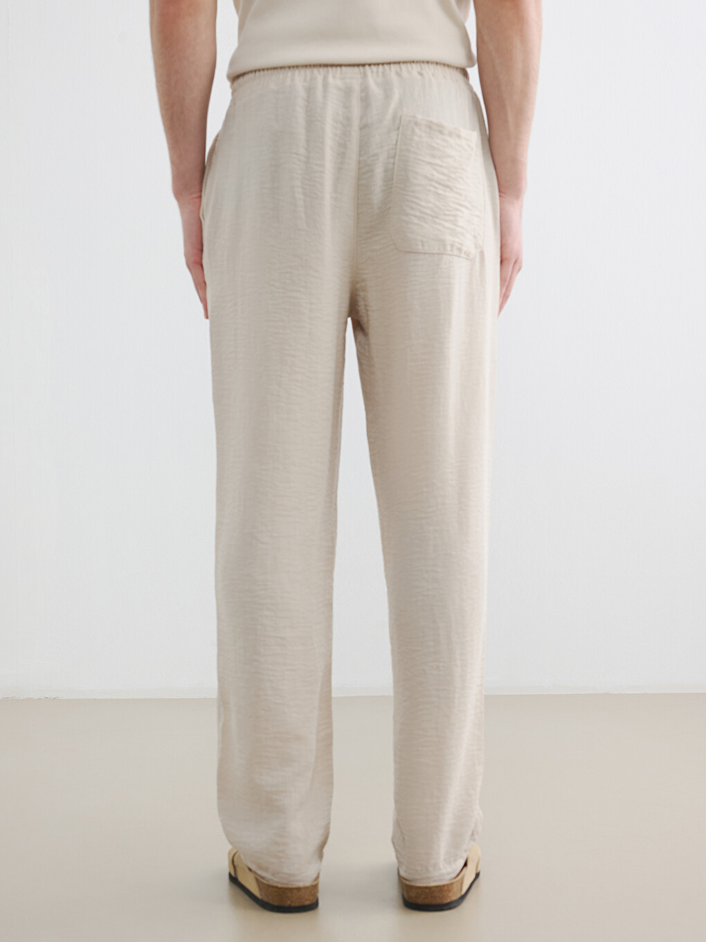 Relaxed Fit Crinkle Fabric Men's Trousers-3