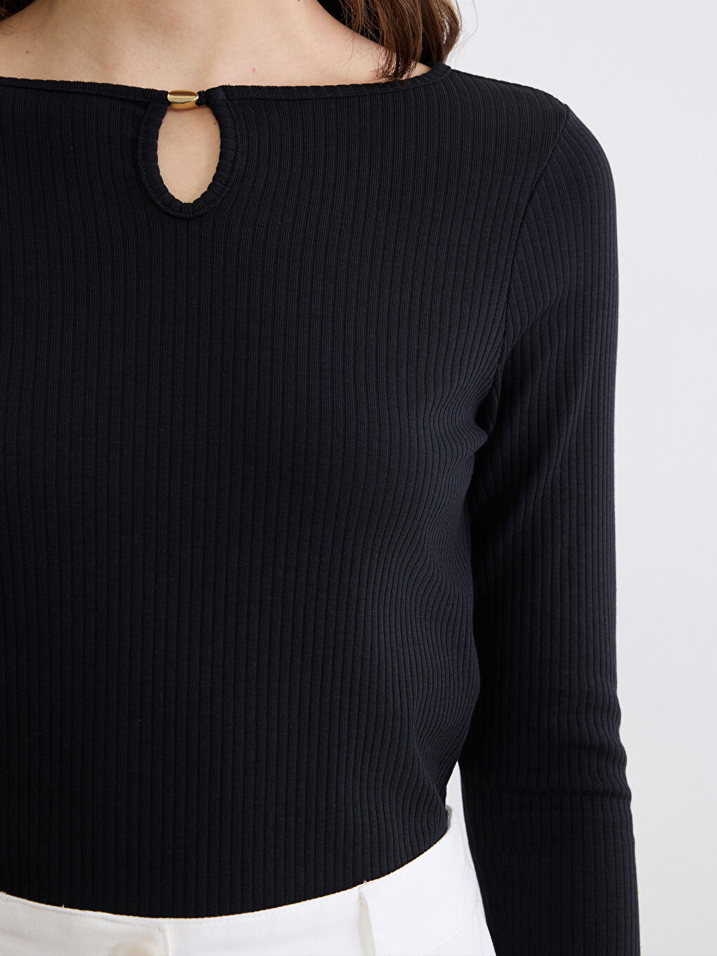 Siyah Bisiklet Yaka Kadın Body-2